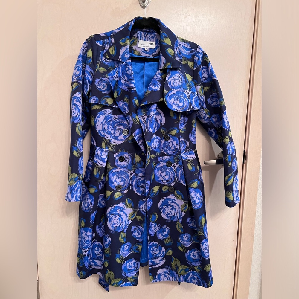 Liz Lange Small Blue Women’s Trench Coat